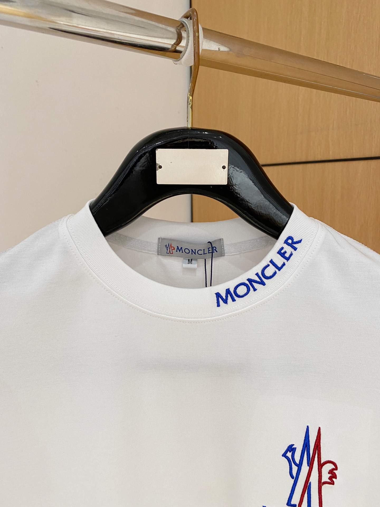 short sleeves